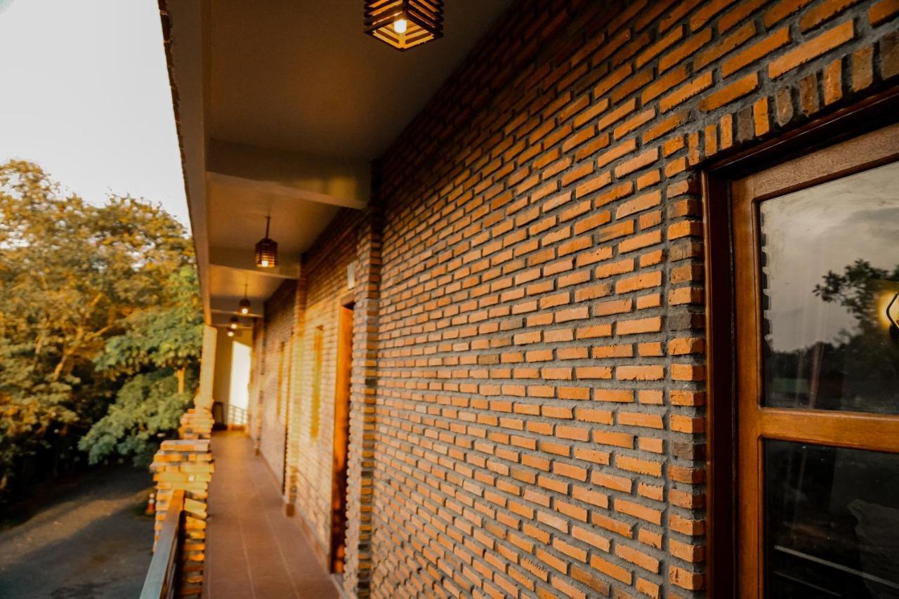 Bamboo Bungalow Kampot Exterior photo