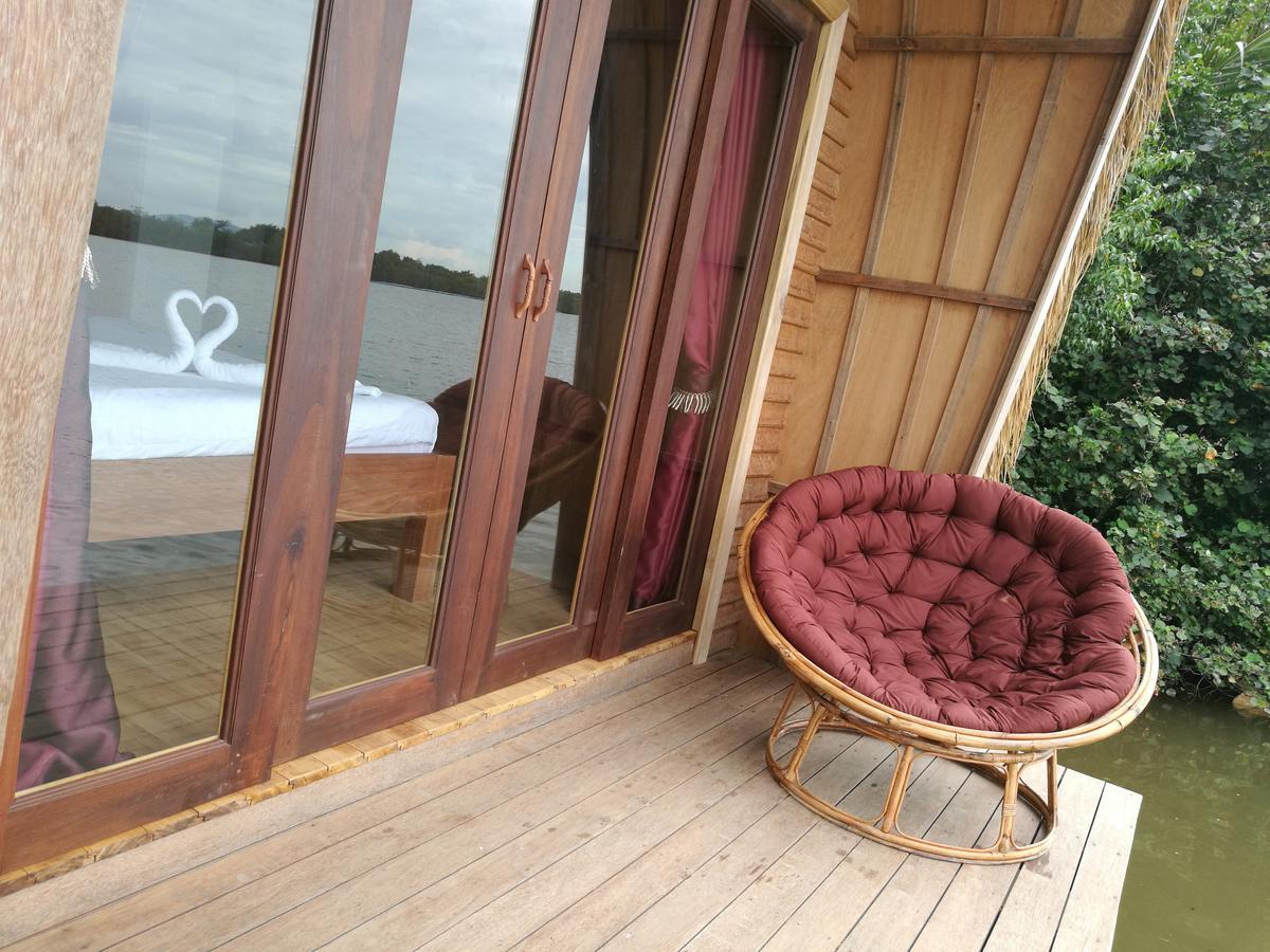 Bamboo Bungalow Kampot Exterior photo