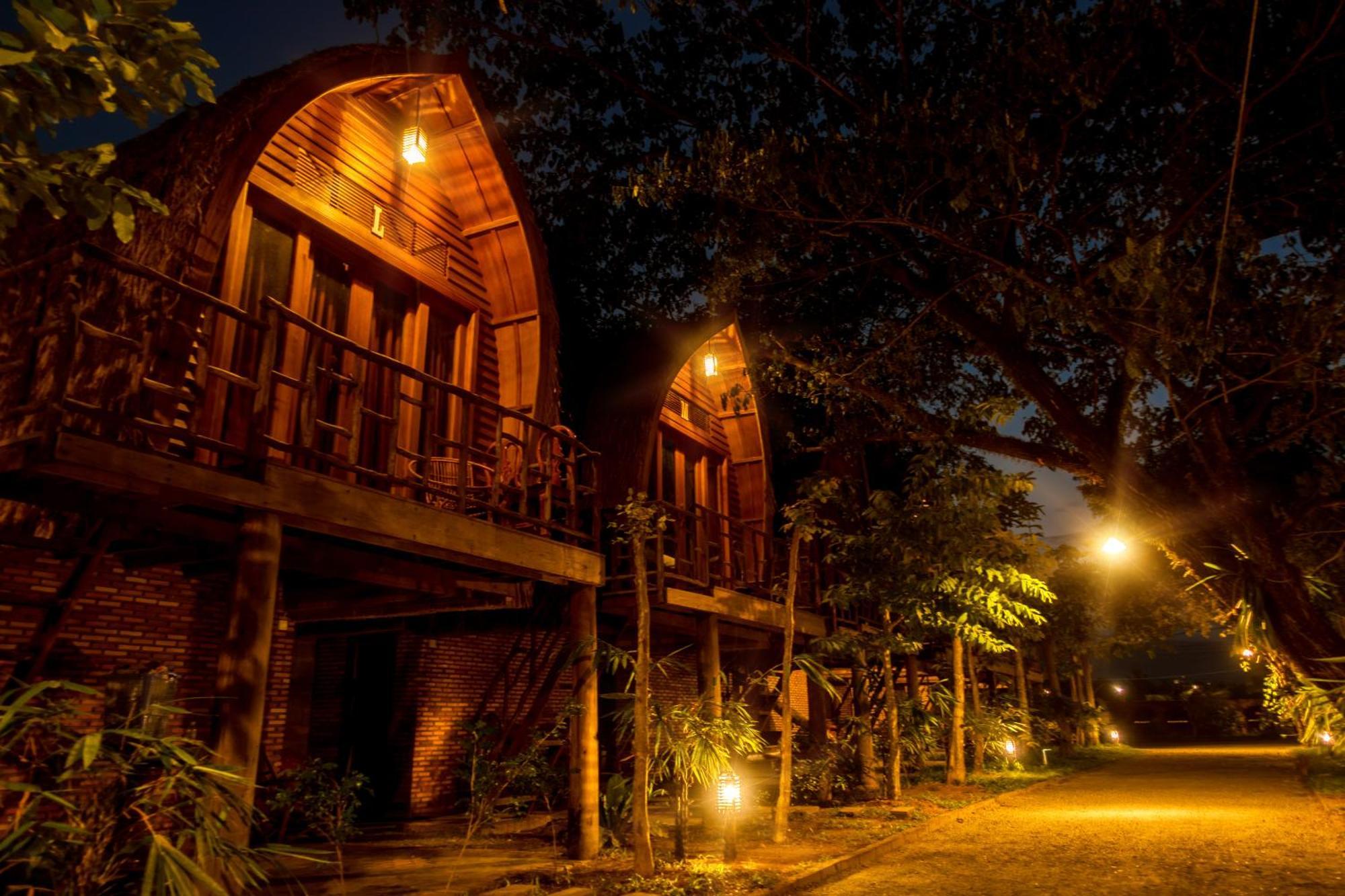 Bamboo Bungalow Kampot Exterior photo